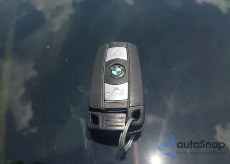 2008 BMW 328Xi из США, поврежденный, VIN WBAVC73558KX91152